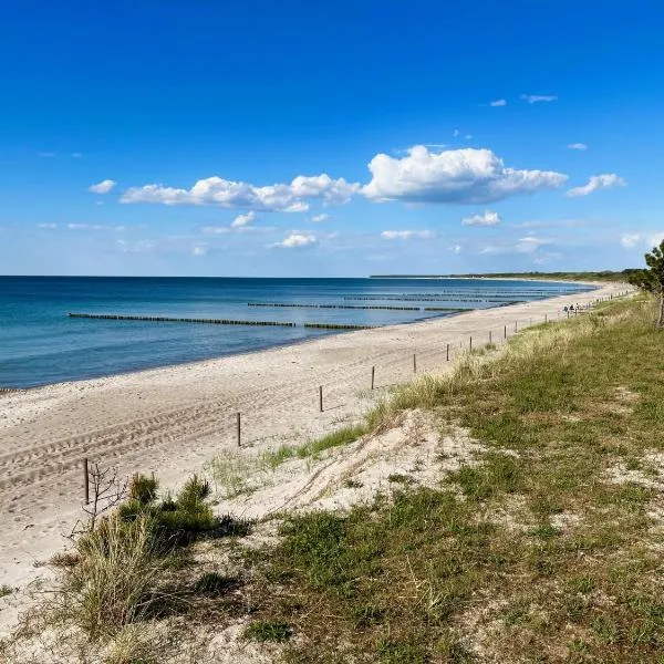 Strandhaus Warnemünde Hohe Düne，位于瓦尔内明德的酒店