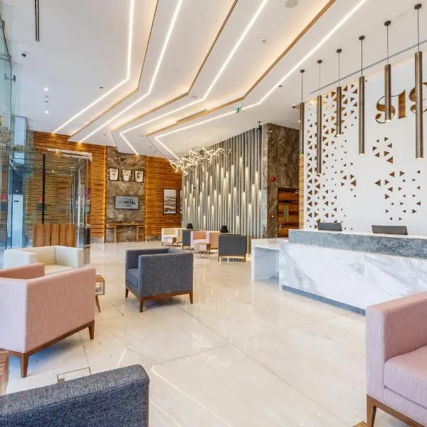 S19 Hotel-Al Jaddaf Metro Station,位于迪拜的酒店