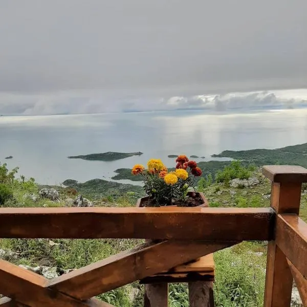 Livari Rooms Exclusive Chalet，位于巴尔的酒店