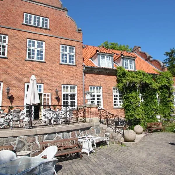 桑特哈斯城堡酒店，位于Espergærde的酒店