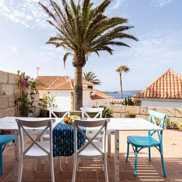Casa Limon - Ocean View - BBQ - Garden - Terrace - Free Wifi - Child & Pet-Friendly - 2 bedrooms - 6 people，位于El Escobonal的酒店