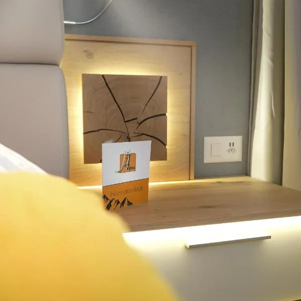 Hotel Alpina，位于乌尔里兴的酒店