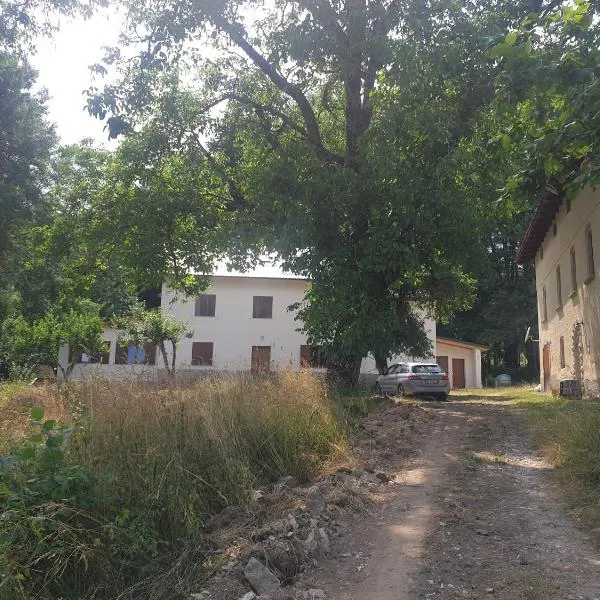 Agriresort Tenuta Ranieri，位于卡迈格拉特罗希拉诺的酒店