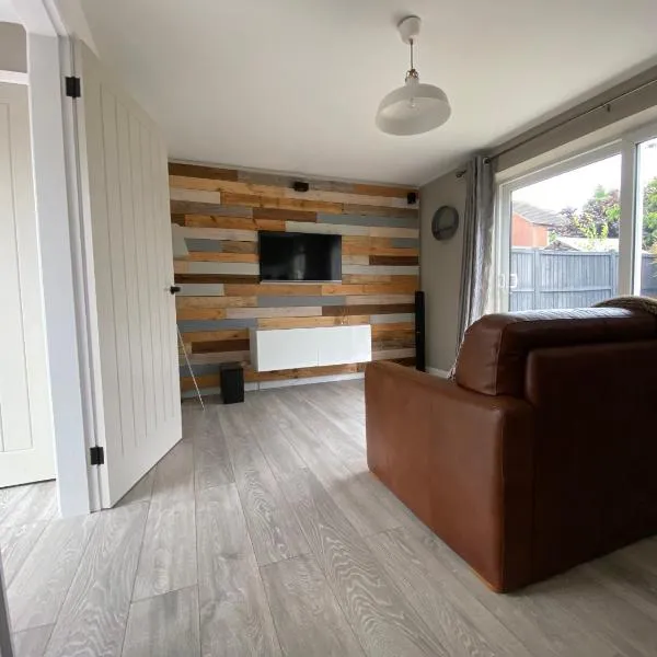 Hygge Homes - Modern 1 bed house，位于林肯的酒店