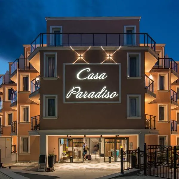 Casa Paradiso Beach Residence，位于阿赫托波尔的酒店