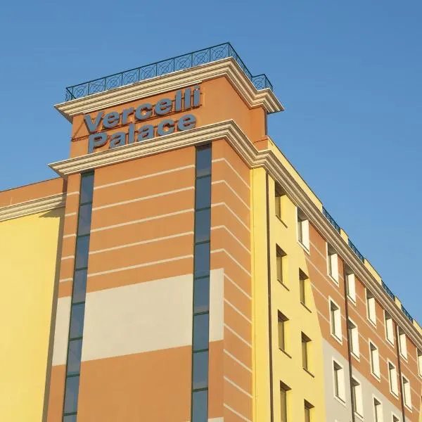 韦尔切利皇宫酒店，位于Palestro的酒店