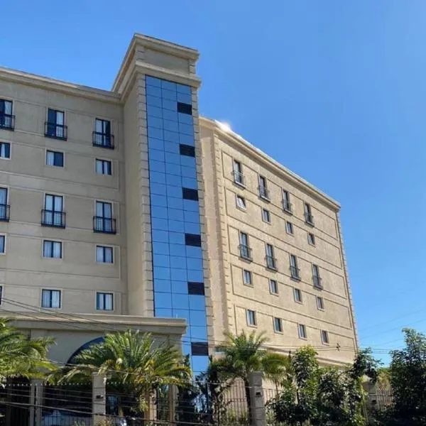 Class Hotel Piracicaba，位于皮拉西卡巴的酒店