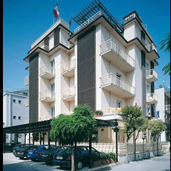 艾玛诺德酒店，位于里米尼的酒店