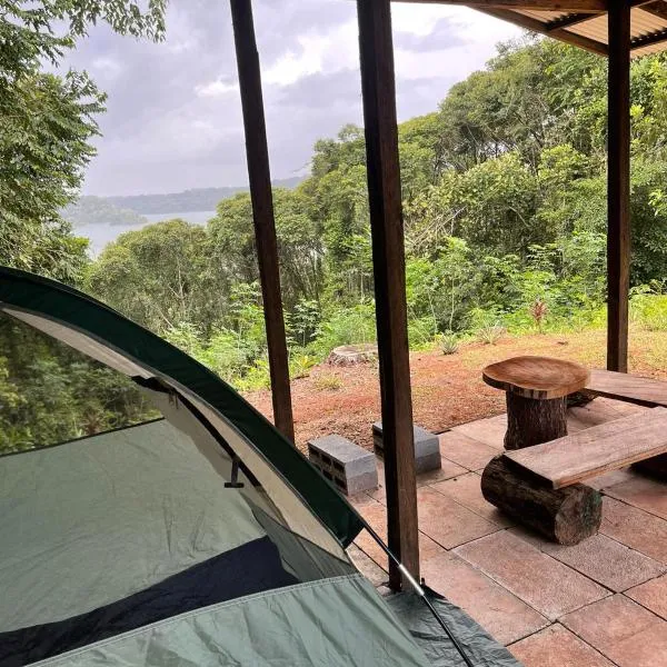 Jungle Eco Reserve，位于甘博阿的酒店