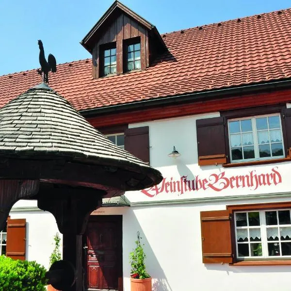 伽斯特豪斯伯恩哈德酒店，位于Hohenweiler的酒店
