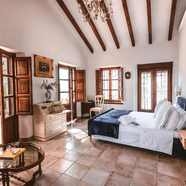 La Esperanza Granada Luxury Hacienda & Private Villa，位于Saleres的酒店