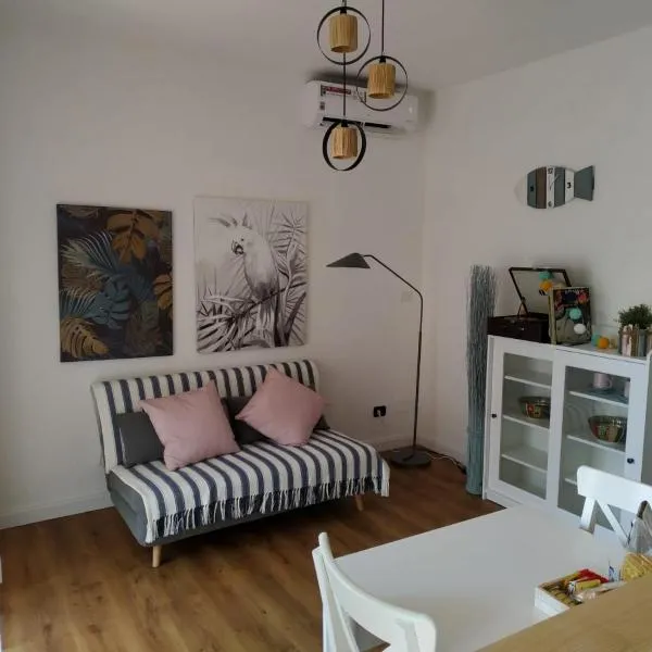 Domus Maris Pineto，位于皮内托的酒店