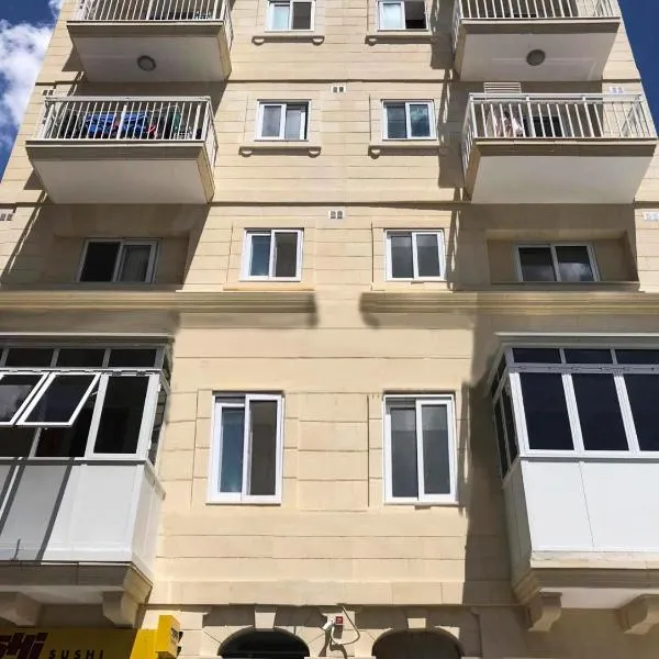 F9 Modern and Bright Apartment in Malta，位于姆西达的酒店