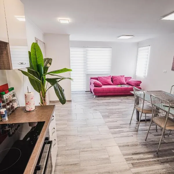 CUDERLAND - Petra，位于科巴里德的酒店