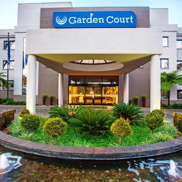 Garden Court Hatfield，位于Bromona的酒店