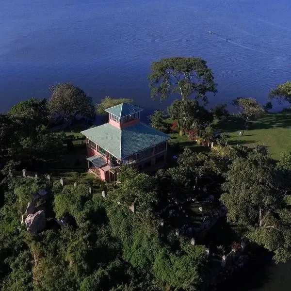 Avocado Bay Private Retreat，位于Bulago Island的酒店