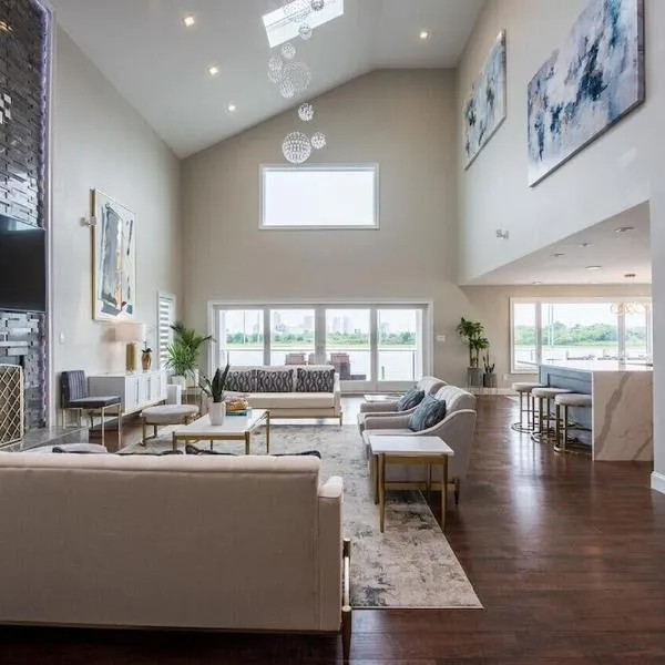 Lago-mar Luxury Modern Waterfront Home，位于大西洋城的酒店
