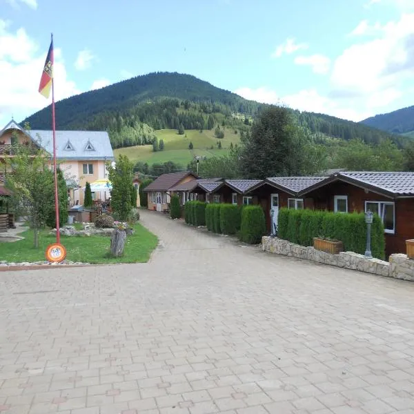 Pension, Camping & Biker Station zur Deutschen Eiche，位于Cîrlibaba的酒店