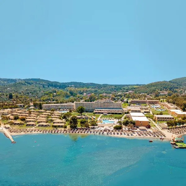 梅松海滩度假酒店，位于阿基奥斯·伊奥尼斯·佩里斯特的酒店