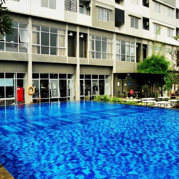 High Livin Apartment Baros，位于Rajamandala的酒店
