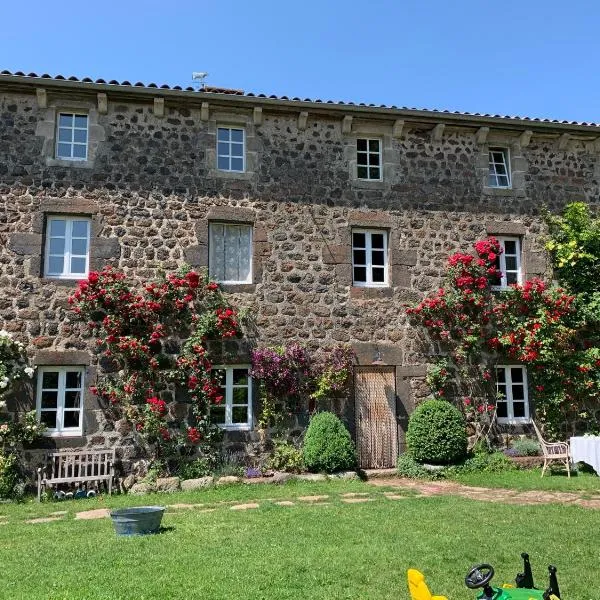 乐布达拉住宿加早餐旅馆，位于Le Bouchet-Saint-Nicolas的酒店