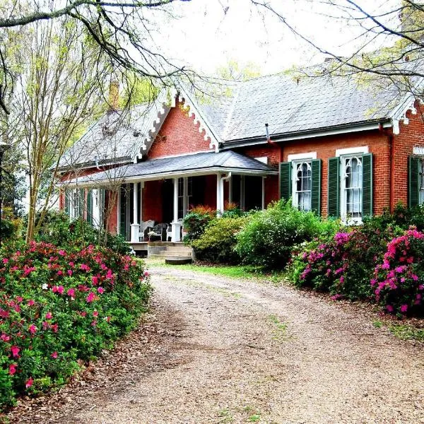 格伦菲尔德种植园历史战前住宿加早餐旅馆，位于纳奇兹的酒店