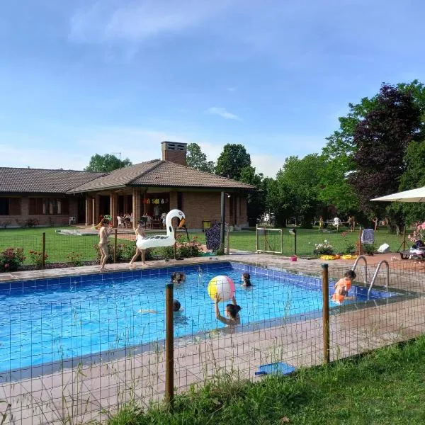 Agriturismo i Quercioli，位于帕尔马的酒店