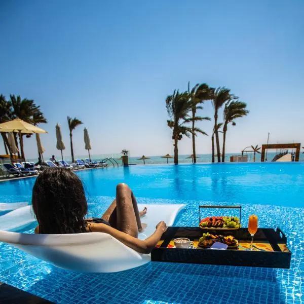 Cancun Sokhna Resort & Villas，位于拉斯马塔尔玛的酒店
