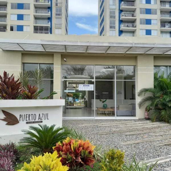 Excelente Apartamento Ricaurte, Puerto Azul Torre 10 Apto 208，位于里考尔特的酒店