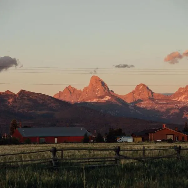 Teton Peaks Resort，位于蒂托尼亚的酒店