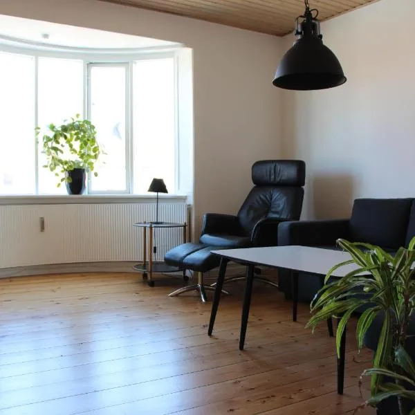 Søgade 7, 1st, 8500 Grenaa,位于格雷诺的酒店