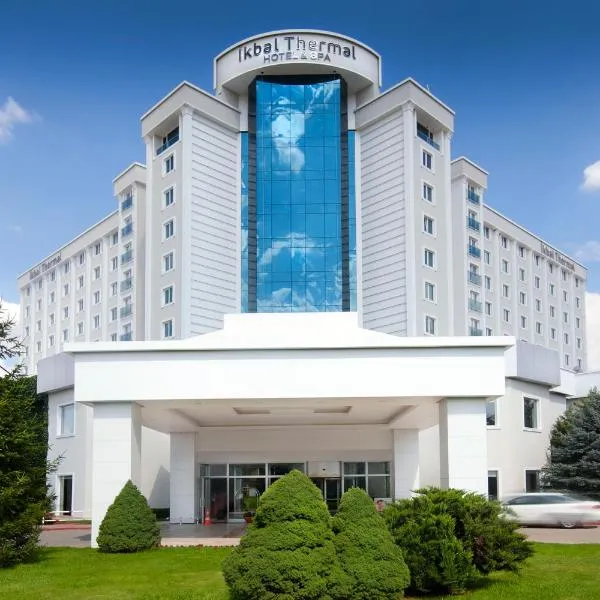 阿菲永伊克巴尔温泉酒店，位于Köprülü的酒店
