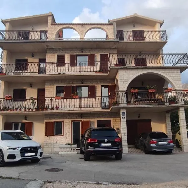 Apartments Villa Anna，位于珀德垂那的酒店