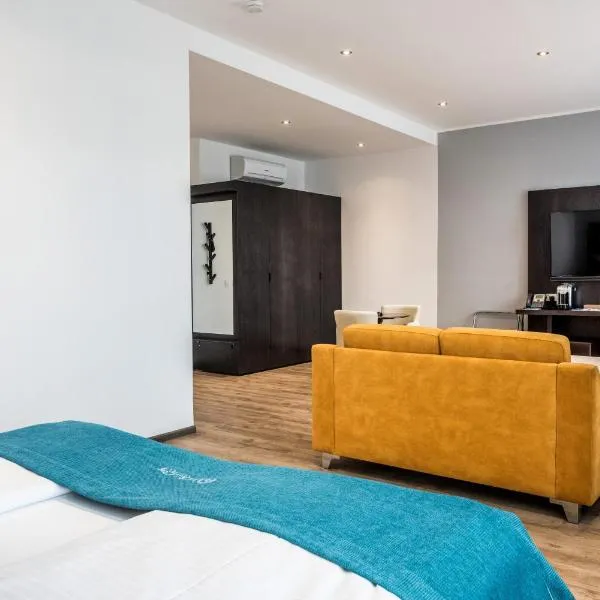 RheinCity Hotel & Boardinghouse，位于莱茵河畔路德维希港的酒店