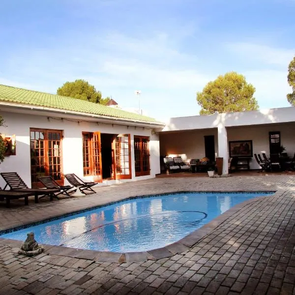 Fynbos Guest House Riversdale，位于里弗斯代尔的酒店