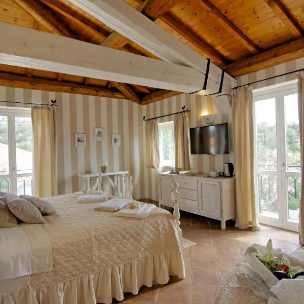 Domus Corallia-Luxury Rooms，位于罗通多港的酒店