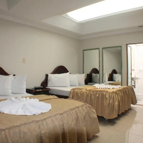 Hotel Business，位于El Apogeo的酒店