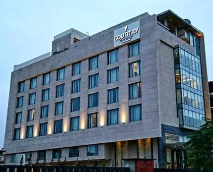 比瓦迪江山丽怡酒店，位于Rewāri的酒店