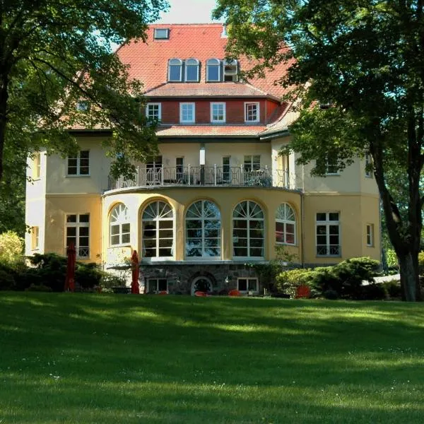 Landhaus Himmelpfort am See，位于Retzow的酒店