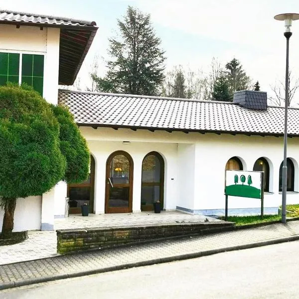 Gartenhotel LandArt，位于巴特索登-萨尔明斯特的酒店