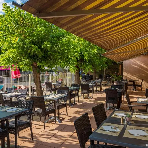 Logis Hotel Noemys pont de l'Etoile，位于欧巴涅的酒店
