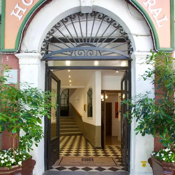 Hotel Central Bastia，位于Toga的酒店