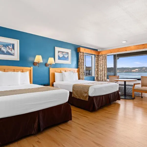 云雀海岸度假酒店，位于Lakeport的酒店