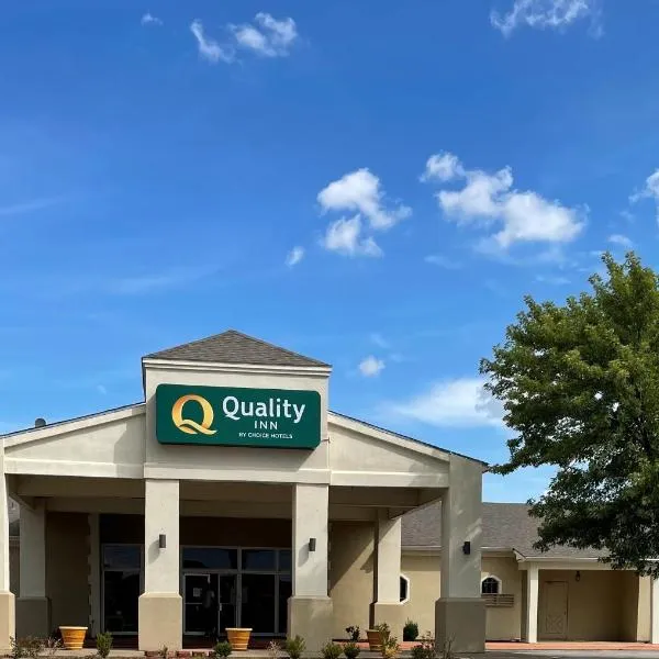 Quality Inn，位于Eastland的酒店
