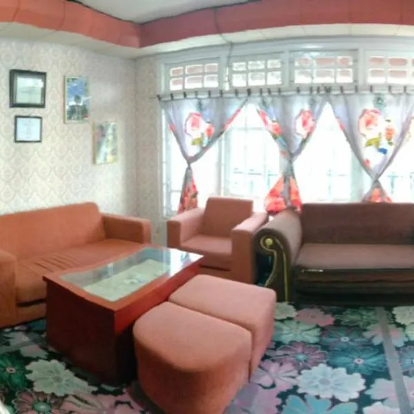 Homestay HUMAIRA 1 DIENG，位于Batur的酒店