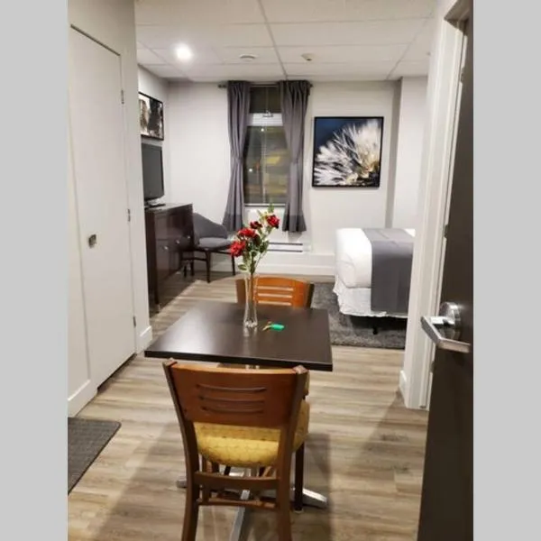 Cozy Sweet Studio #6, 10 min to D.T. Ottawa，位于加蒂诺的酒店