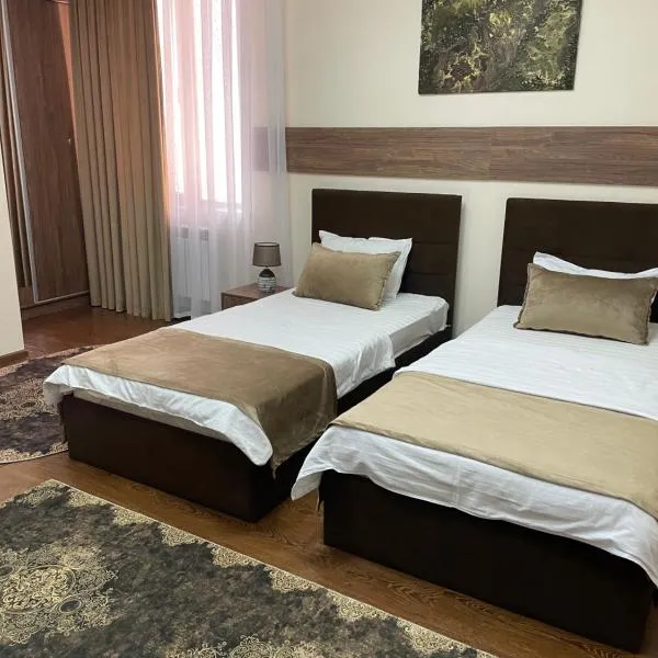 Meros Boutique Hotel，位于Nazarbek的酒店