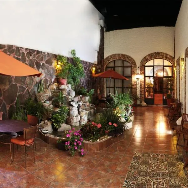 Hotel Boutique Casona Cantera Querétaro，位于La Cañada的酒店