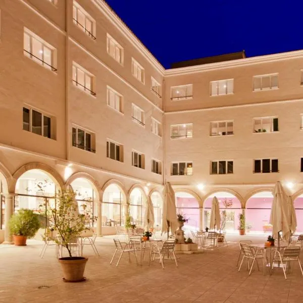 TRH城德巴埃萨酒店，位于蓬特-德尔奥维斯波的酒店