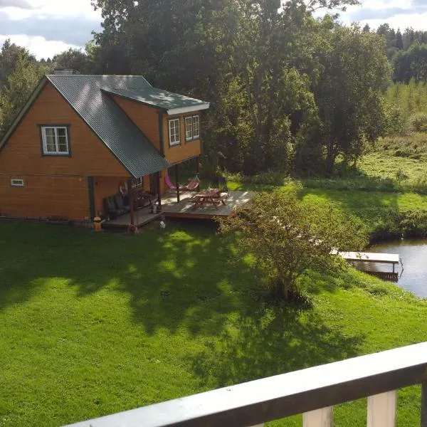 Aratsaare Holiday home，位于Kõpu的酒店